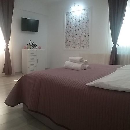 Apartament Liliac Bukares Bagian luar foto